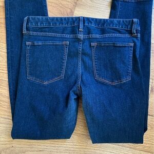 Great pair of banana republic jeans!